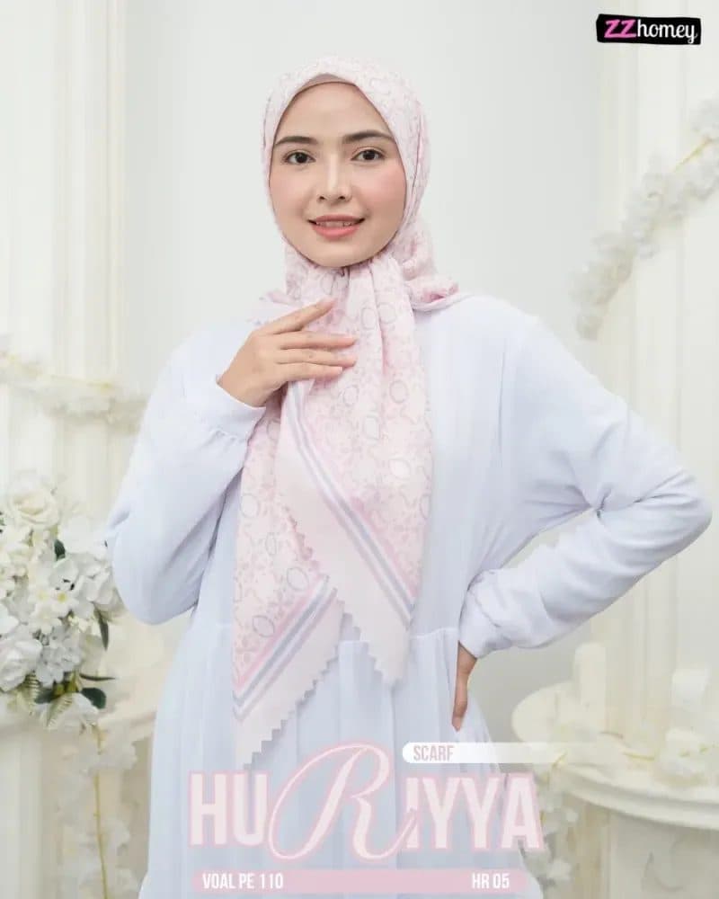 Huriyya Scarf 01